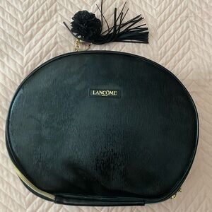 Makeup bag